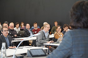 Prof Sturm (ATB) giving introduction on digital twin (Photo: Lietze/ATB)