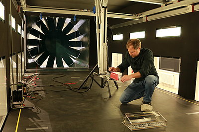 Boundary layer wind tunnel at ATB: Preparations for measurement (Photo: ATB) Boundary layer wind tunnel at ATB: Preparations for measurement (Photo: ATB)