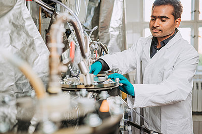 In ATB's biogas lab: researching for flexible and modular biogas concepts of the future (Photo: Manuel Gutjahr) In ATB's biogas lab: researching for flexible and modular biogas concepts of the future (Photo: Manuel Gutjahr)
